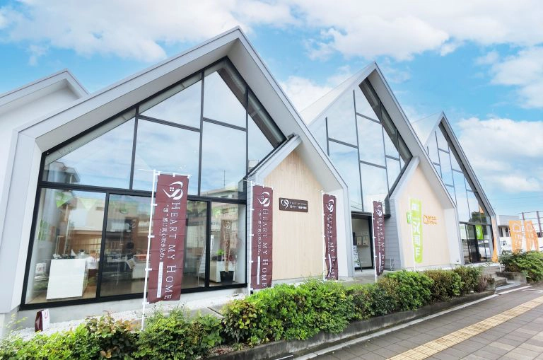 秦野店の外観